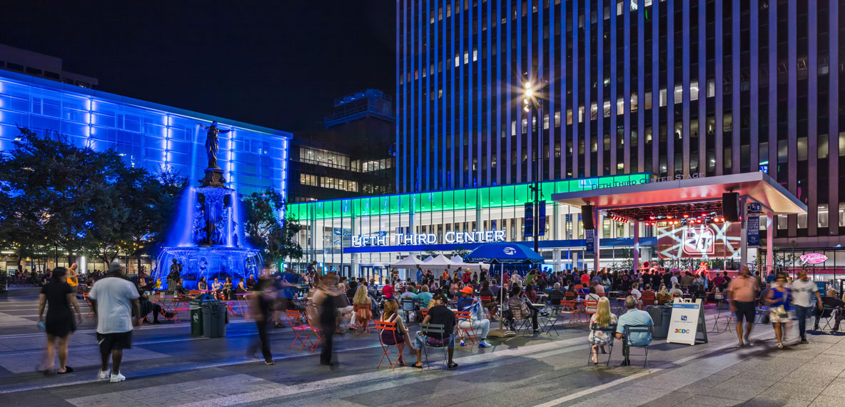 Fifth Third Center at Fountain Square in Cincinnati, OH