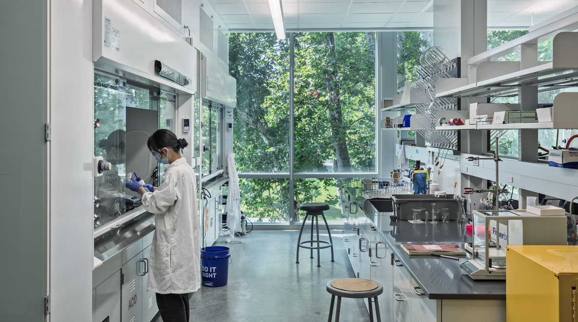 Person working in the Ohio University new Chemistry Lab