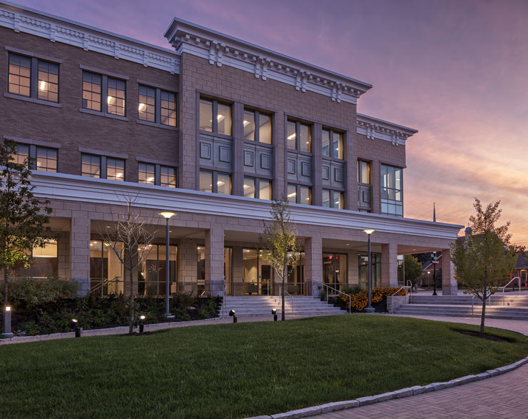 Lebanon City National Bank Exterior