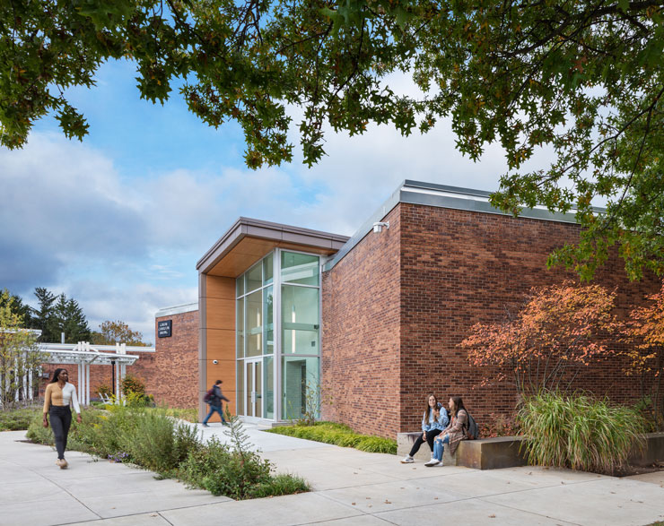 Students outside of Penn State Beaver's General Classroom building 