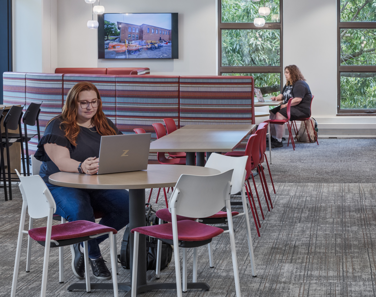 women at computer