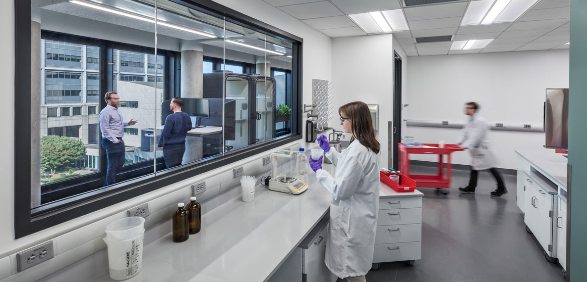 People working in an R&D lab