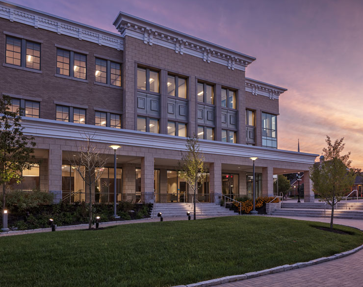 Lebanon City National Bank Exterior