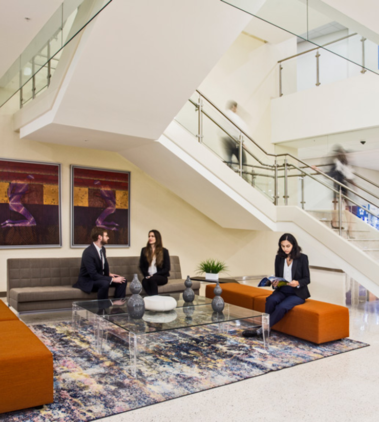 Image of staircase and lounge area at Banco General