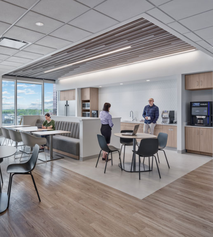 Employee cafe in WTW's Charlotte office