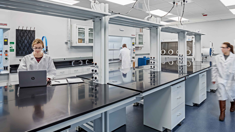 Students work in a laboratory