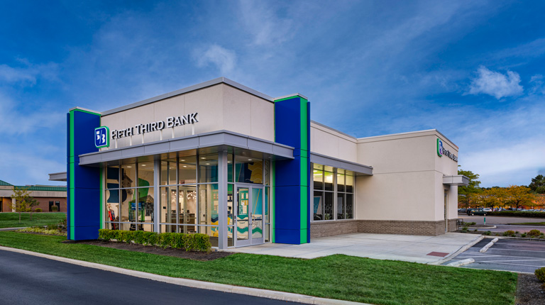 Exterior shot of Fifth Third Bank in Milford, OH