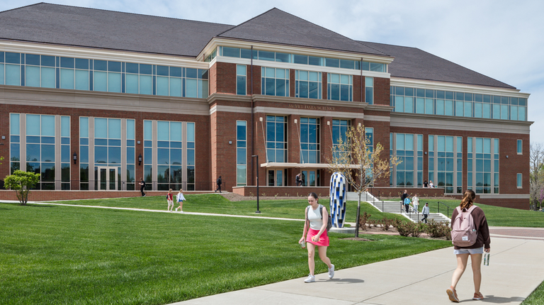 The front of the new Miami McVey Data Science Building