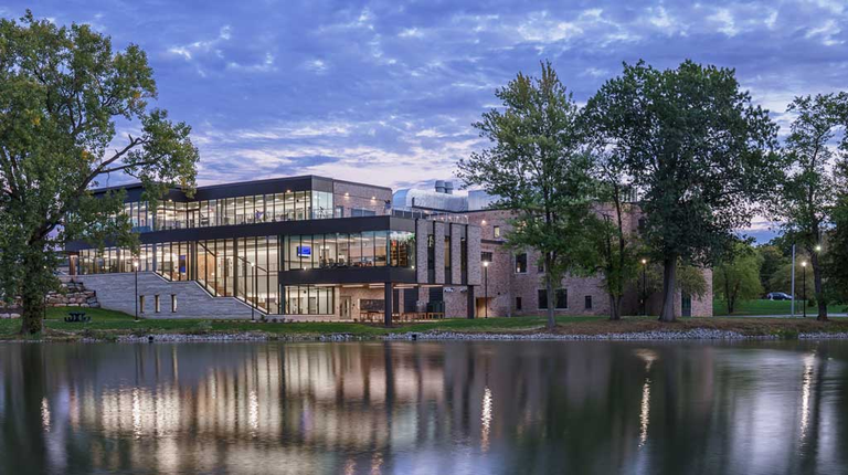 Achatz Hall of Science and John and Toni Murray Research Center